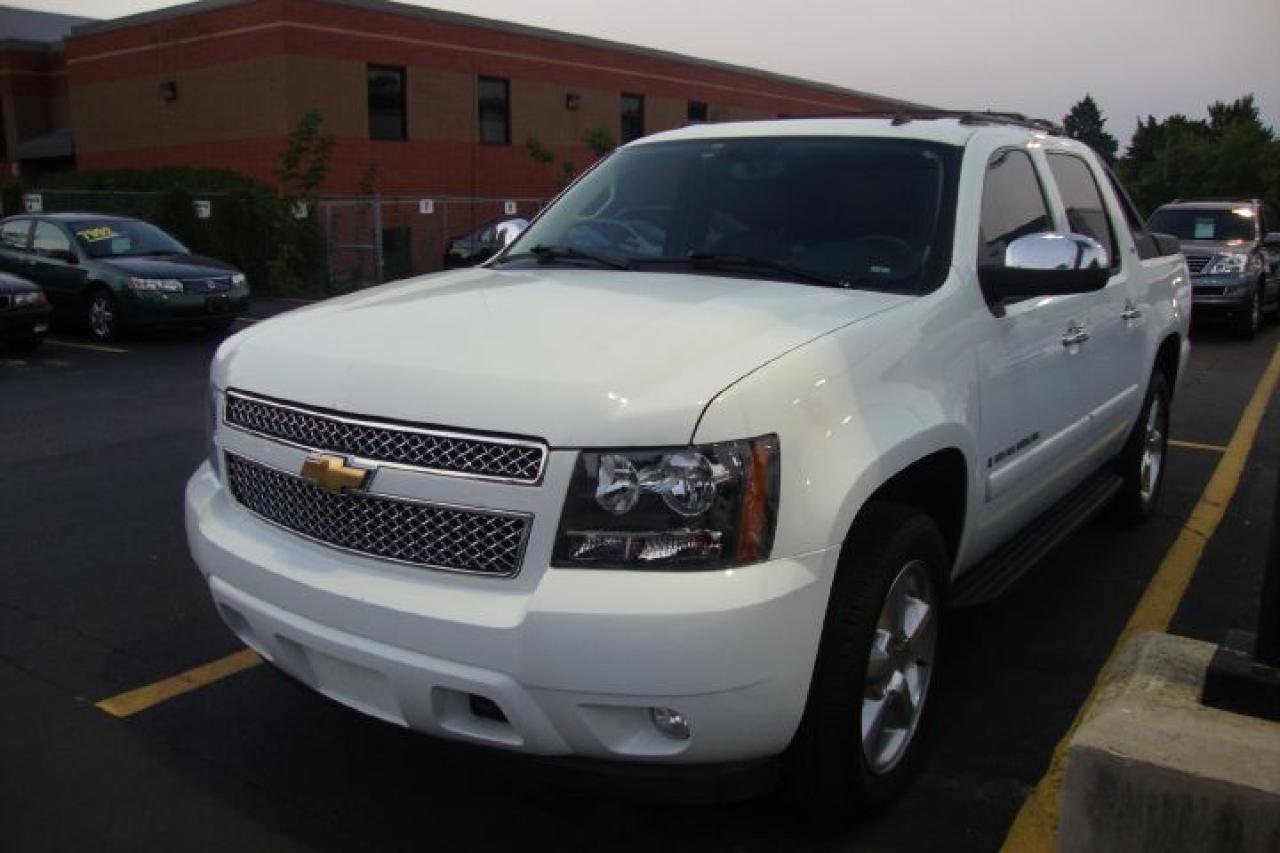 Used 2008 Chevrolet Avalanche LTZ for sale in Burlington, ON