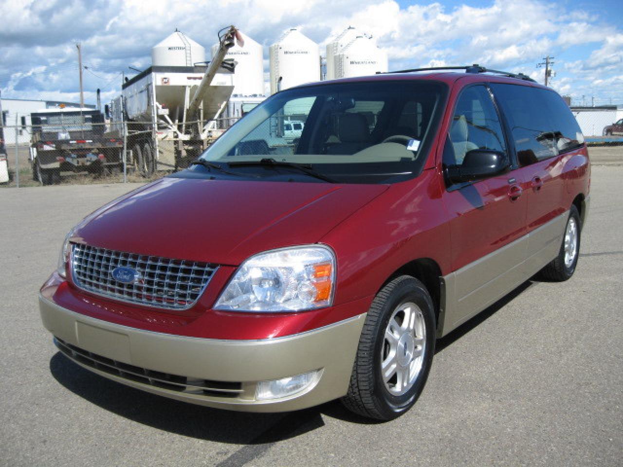 Used 2004 Ford Freestar LIMITED for sale in Innisfail, AB