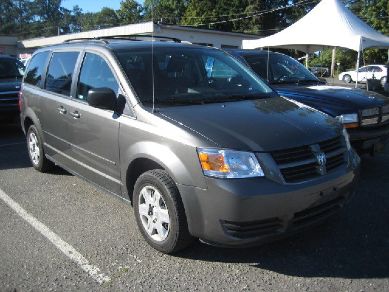 Used 2010 Dodge Grand Caravan SE for sale in Courtenay, BC