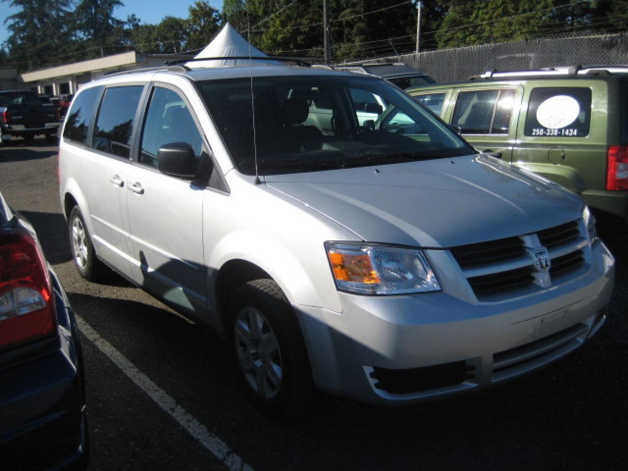 Used 2010 Dodge Grand Caravan SE for sale in Courtenay, BC