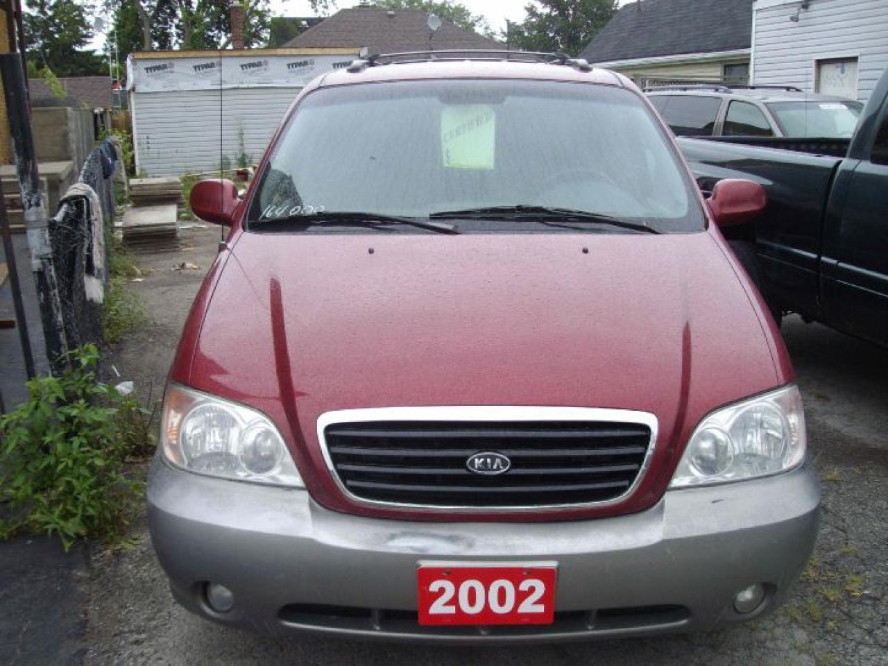 Used 2002 Kia Sedona  for sale in Hamilton, ON