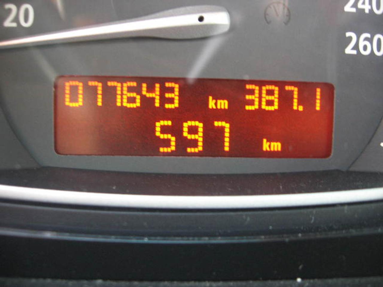 626421.10877149