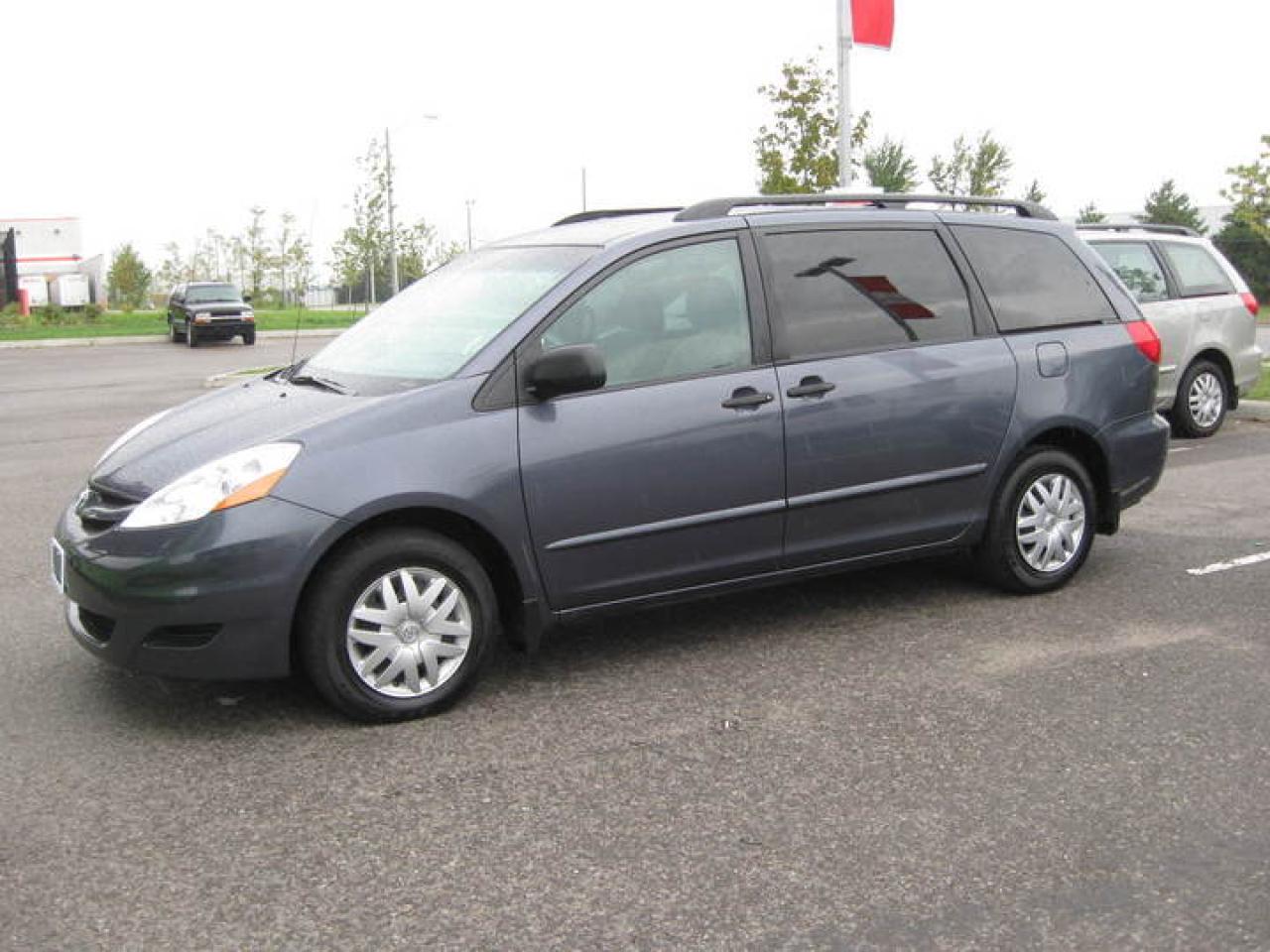 Used 2010 Toyota Sienna  for sale in Brampton, ON