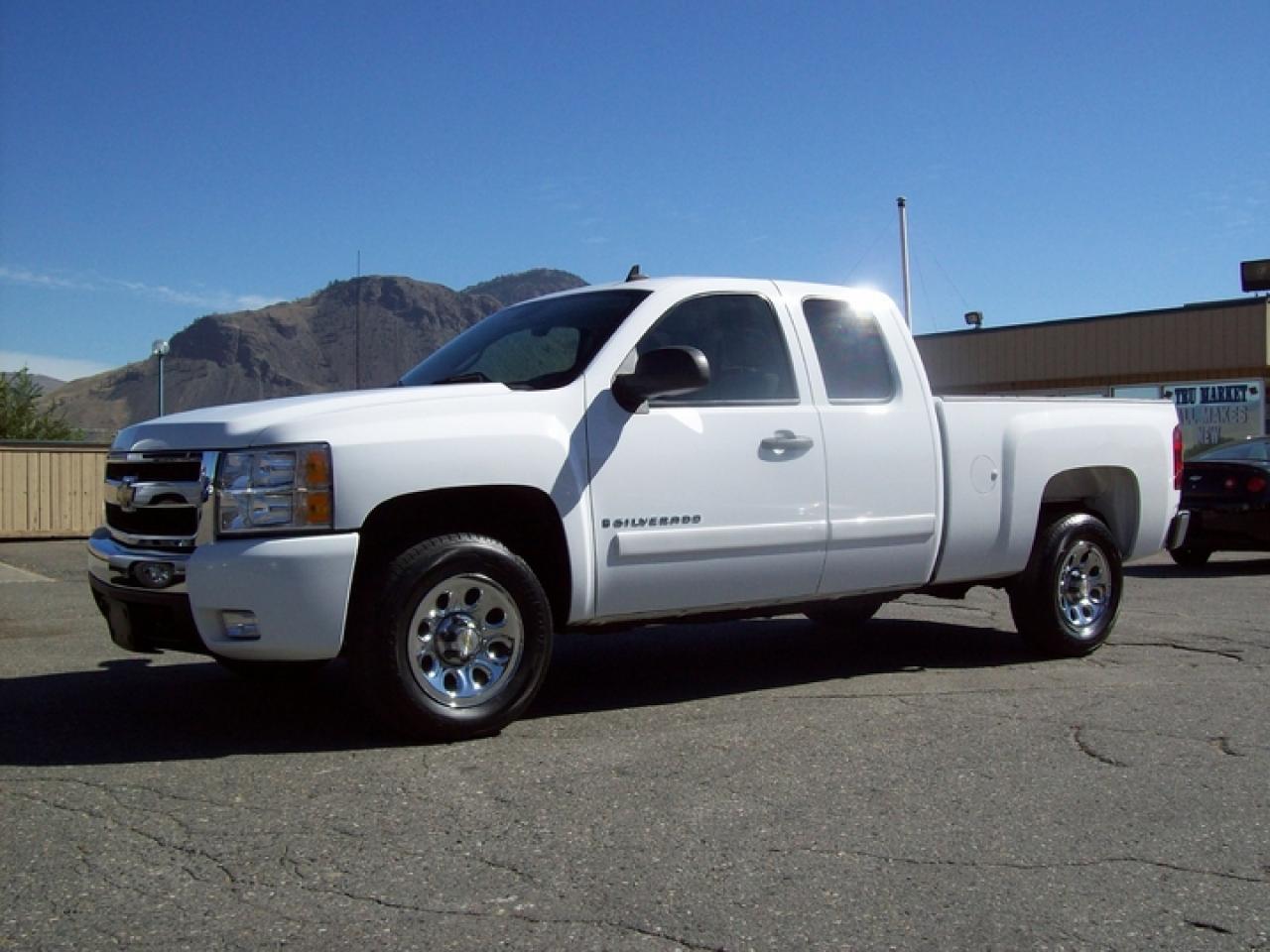 Used 2007 Chevrolet Silverado 1500  for sale in Kamloops, BC