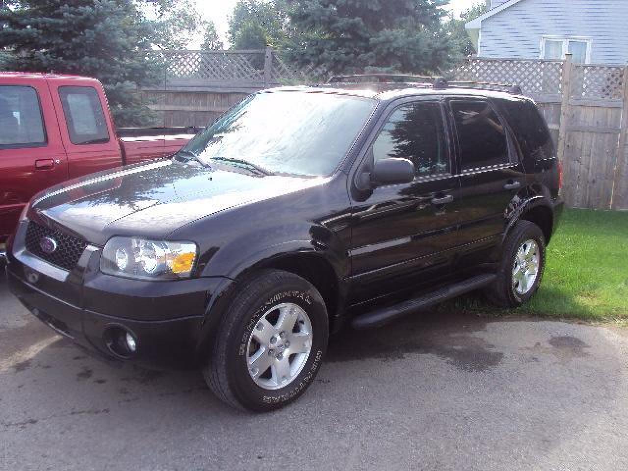 Used 2007 Ford Escape XLT for sale in Ottawa, ON