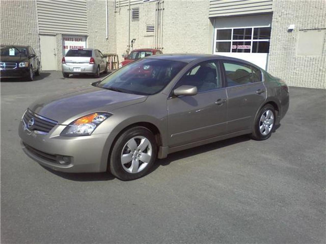 Used 2007 Nissan Altima 2.5 S for sale in Orleans, ON