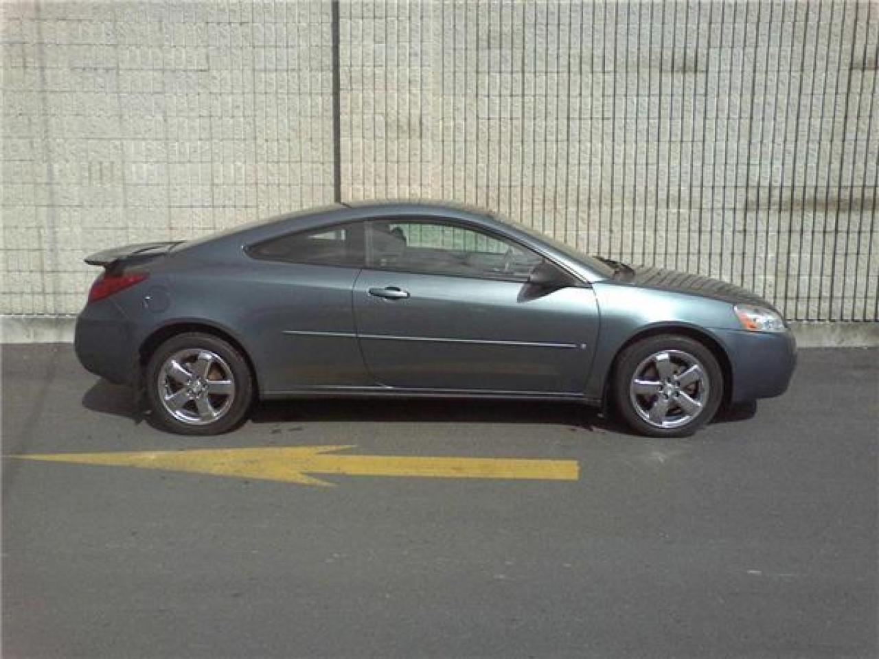 Used 2006 Pontiac G6 GT for sale in Orleans, ON