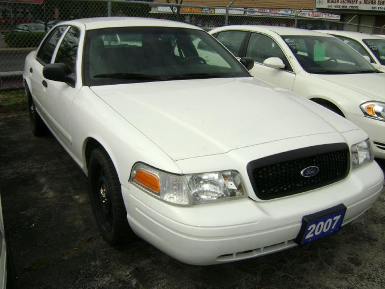 Ex-Police
Carproof avaialable
HST and licence fees not included