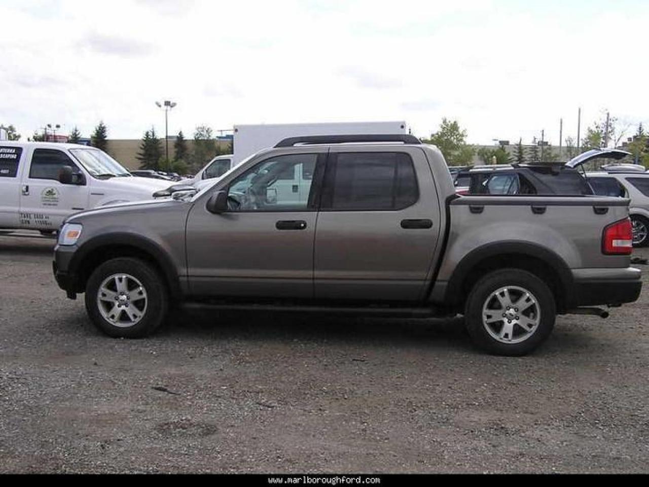 Used 2007 Ford Explorer Sport Trac XLT 4 DR for sale in Calgary, AB