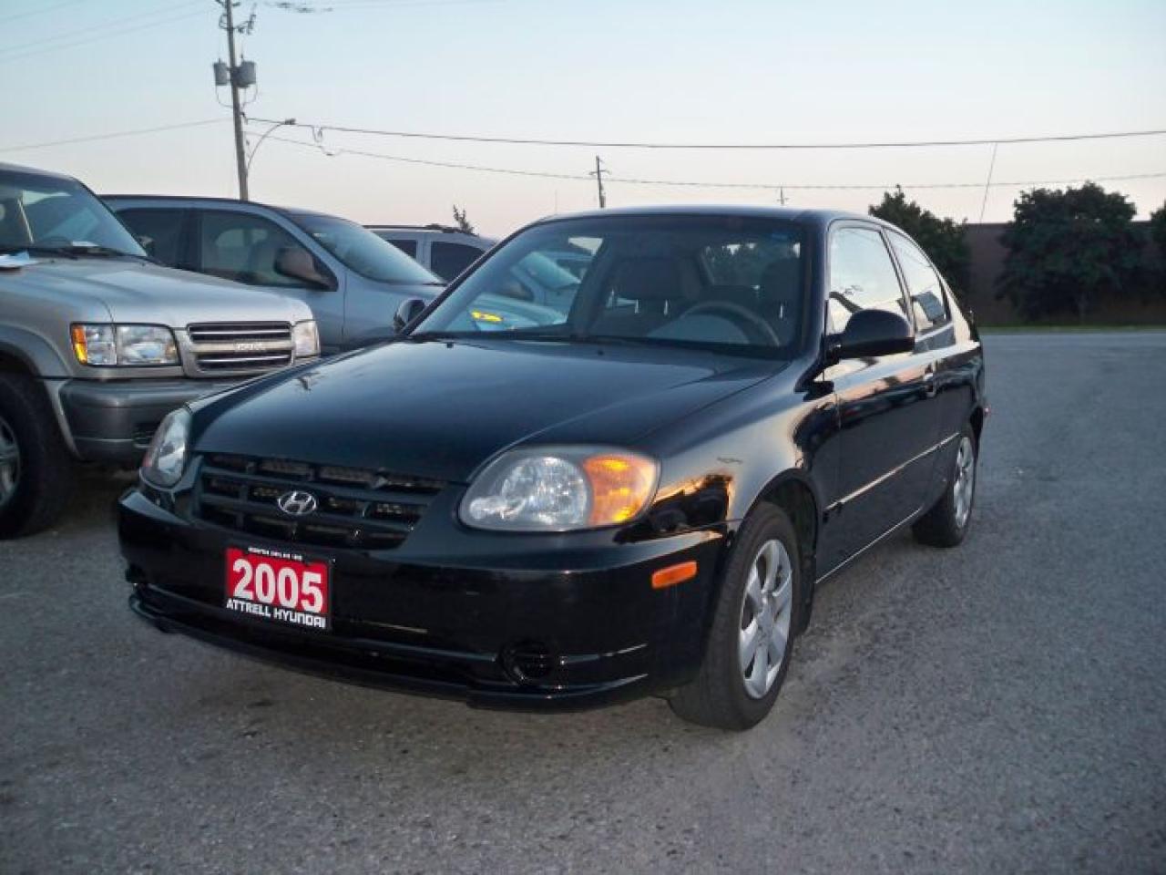 Used 2005 Hyundai Accent  for sale in Mississauga, ON