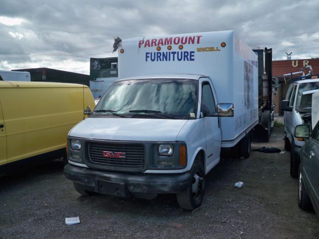Used 2002 GMC 3500  for sale in Mississauga, ON
