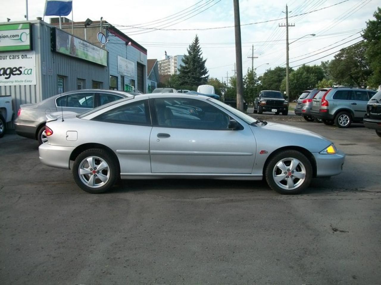 Used 2000 Chevrolet Cavalier Z24 AUTO/Coupe/Sunroof for sale in Hamilton, ON