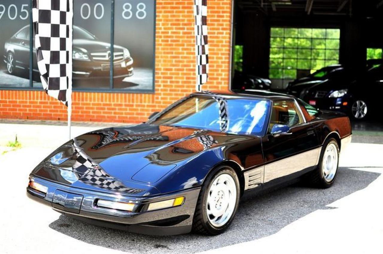 Used 1991 Chevrolet Corvette  for sale in Concord, ON