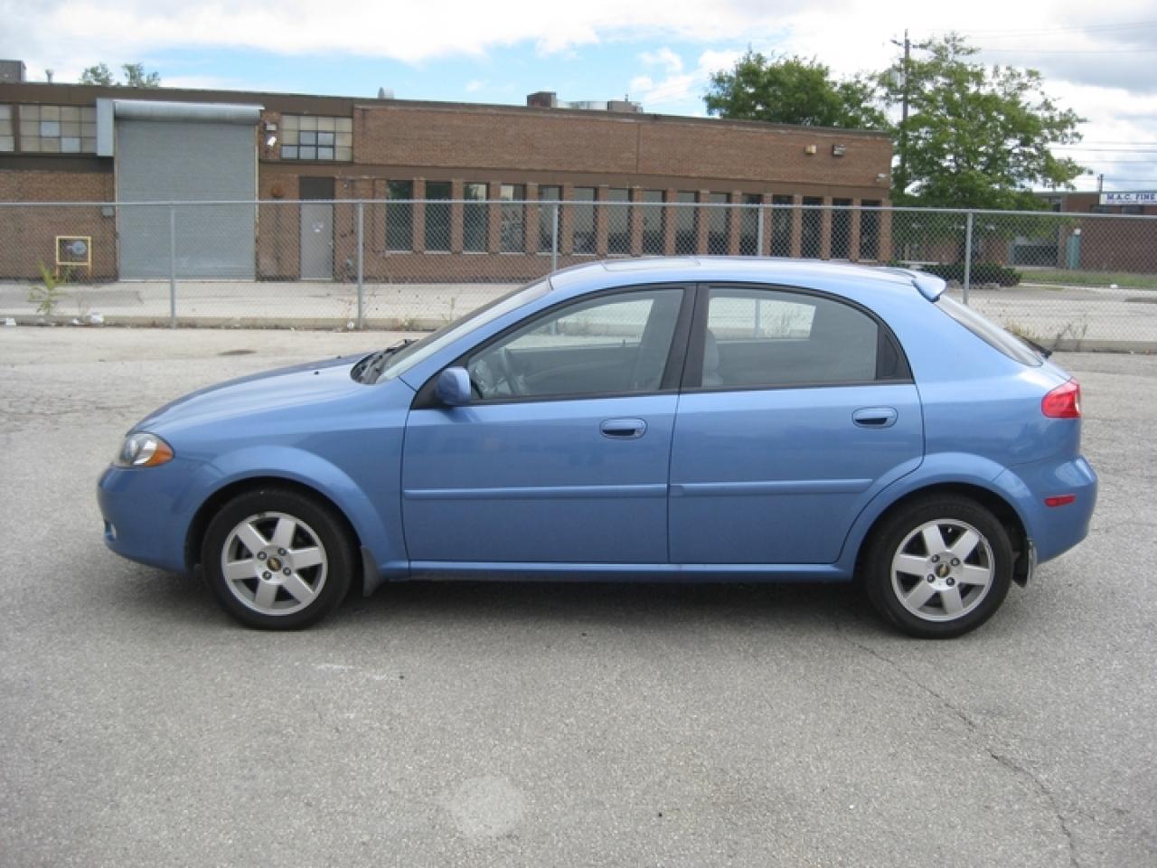 Used 2004 Chevrolet OPTRA 5  for sale in Toronto, ON