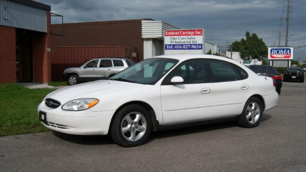 Used 2001 Ford Taurus SE for sale in Richmond Hill, ON