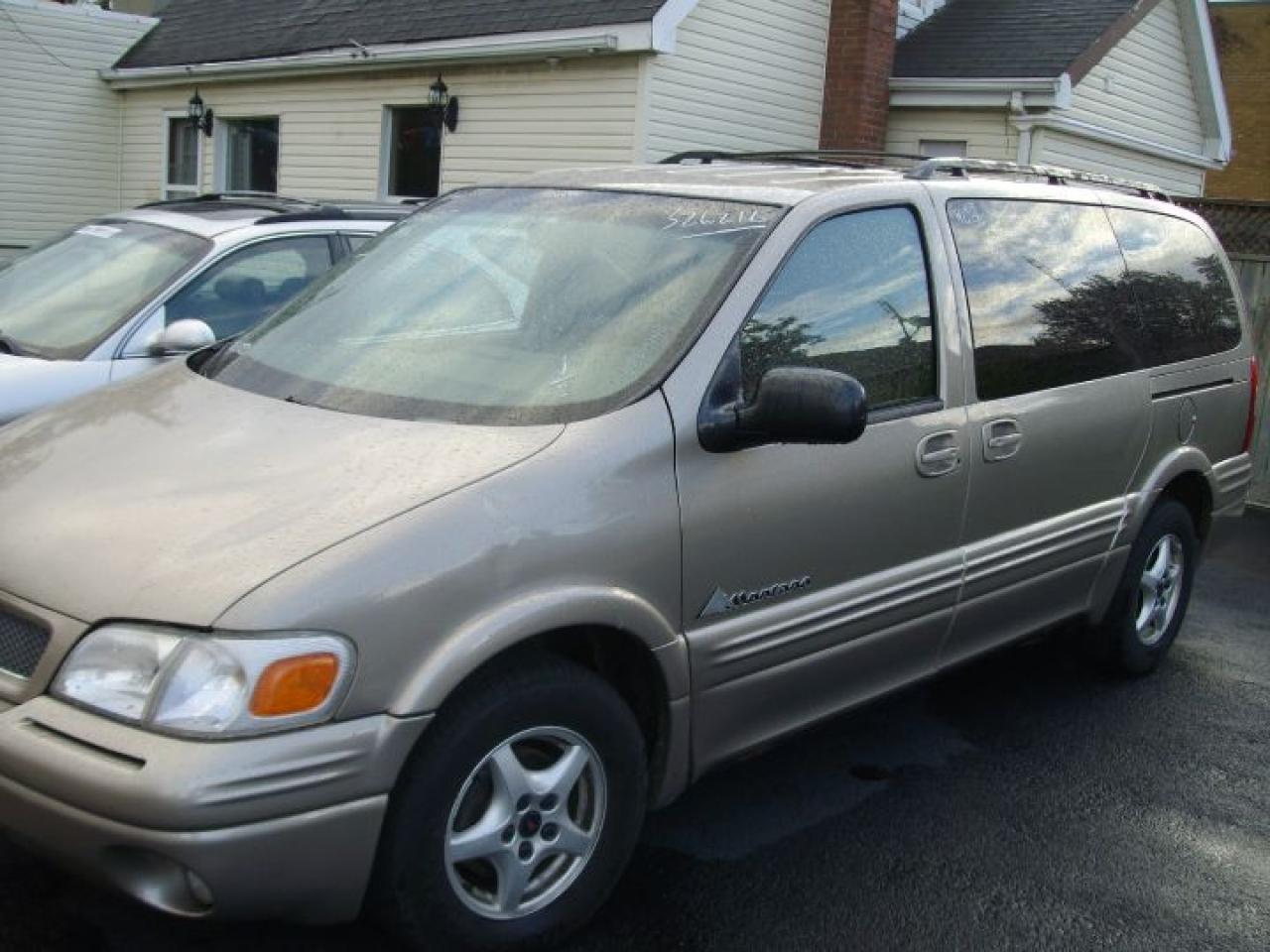 Used 2000 Pontiac Montana  for sale in Hamilton, ON