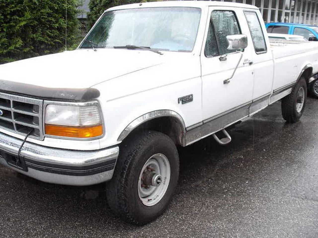 Ford Turbo-Diesel 4x4 F250 SuperCab long-box pick-up; Automatic with the Heavy-Hubs; Four Wheel Traction Control; sliding rear window; deluxe CD player w/face plate; Top-line On-Off road tires; work truck with Factory Cold AirConditioning; Looks good & runs strong!