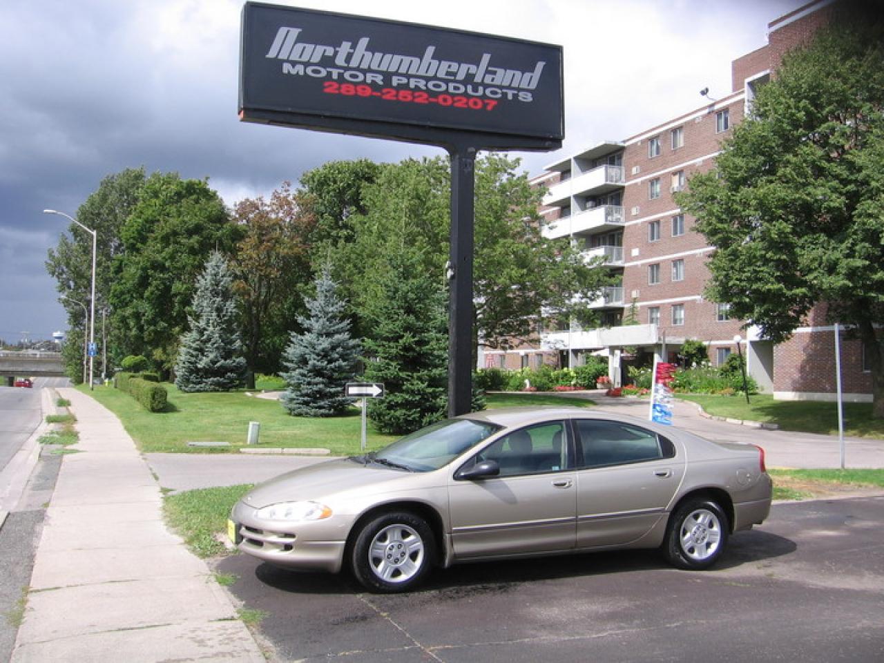 Used 2002 Chrysler Intrepid SE for sale in Cobourg, ON