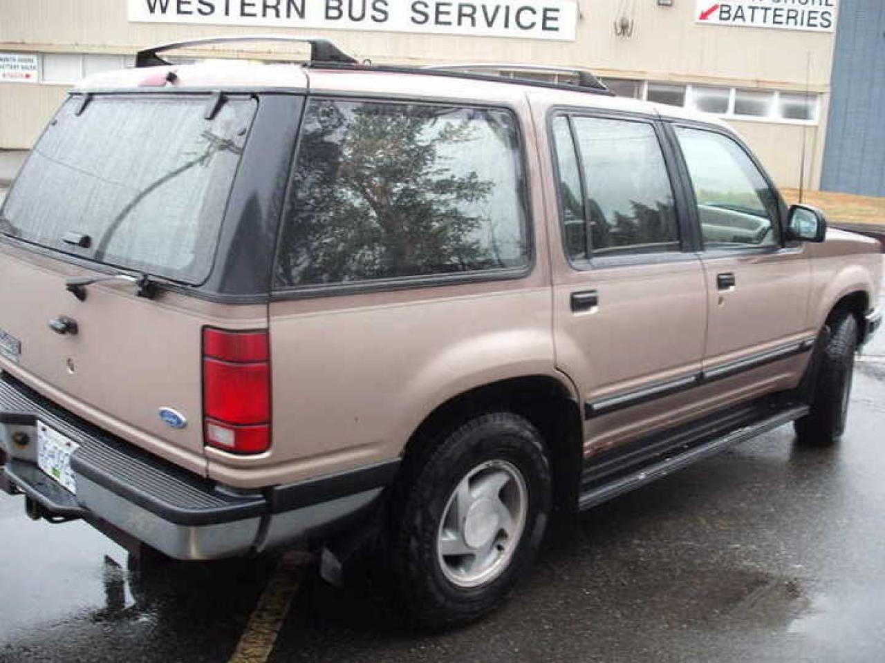 Used 1992 Ford Explorer XLT - luxury for sale in West Vancouver, BC