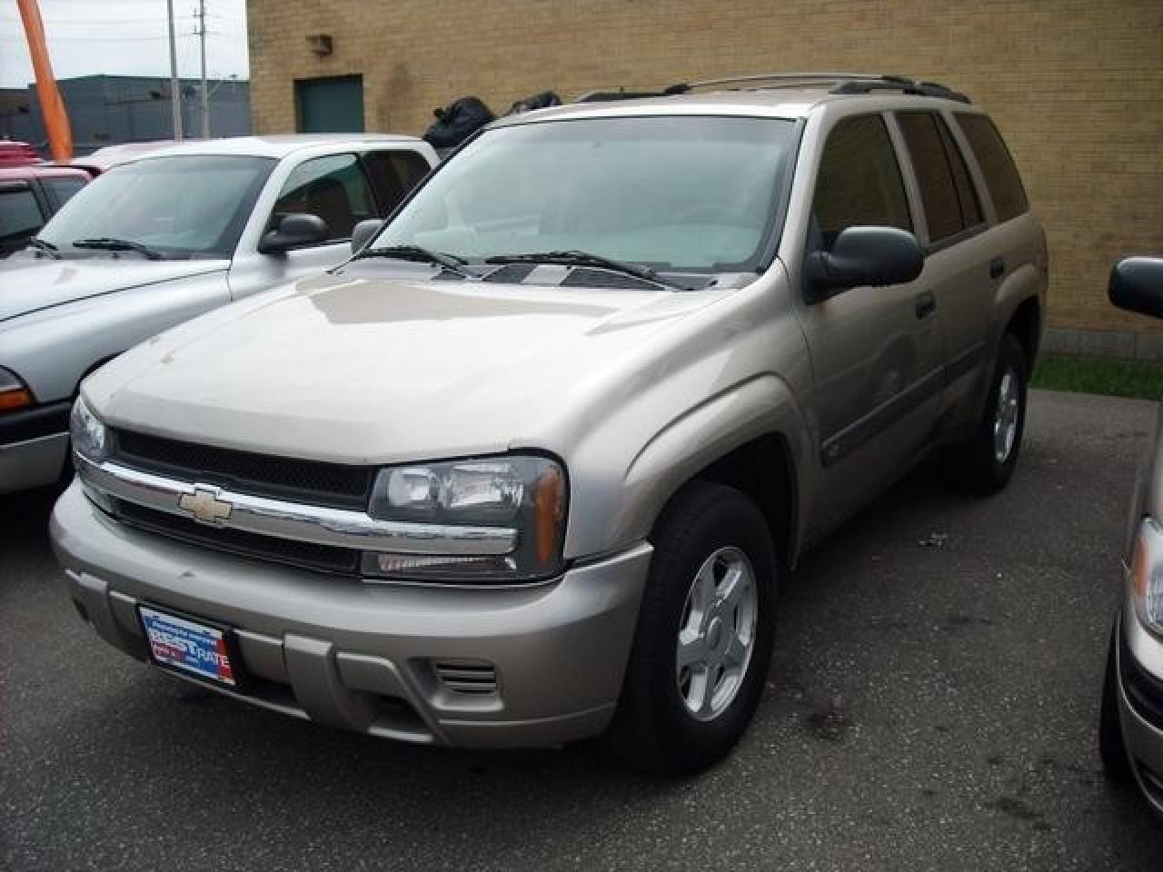 Used 2003 Chevrolet TrailBlazer LS for sale in Windsor, ON