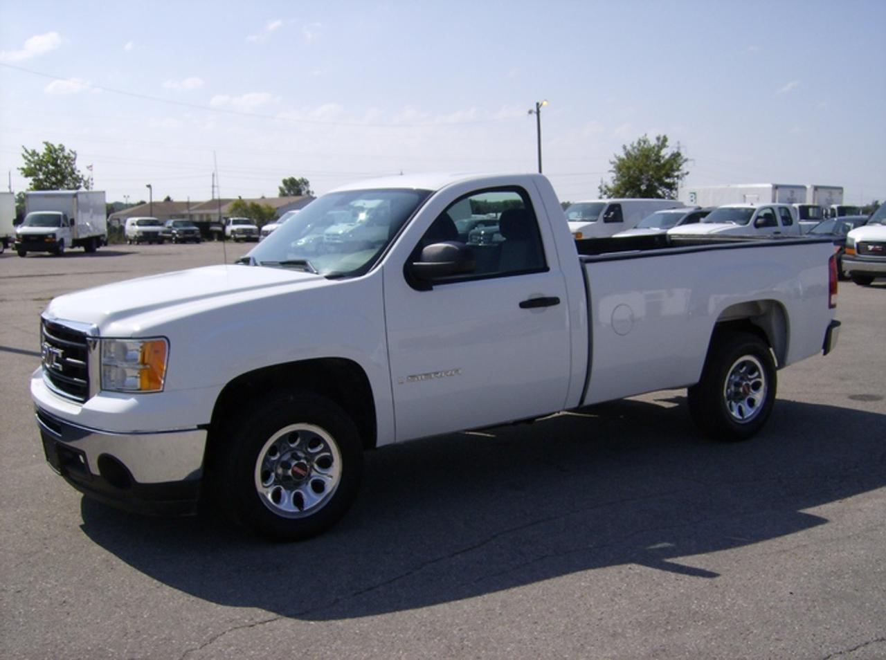 Used 2009 GMC 1500 SL 2WD REG CAB LONG BOX for sale in London, ON