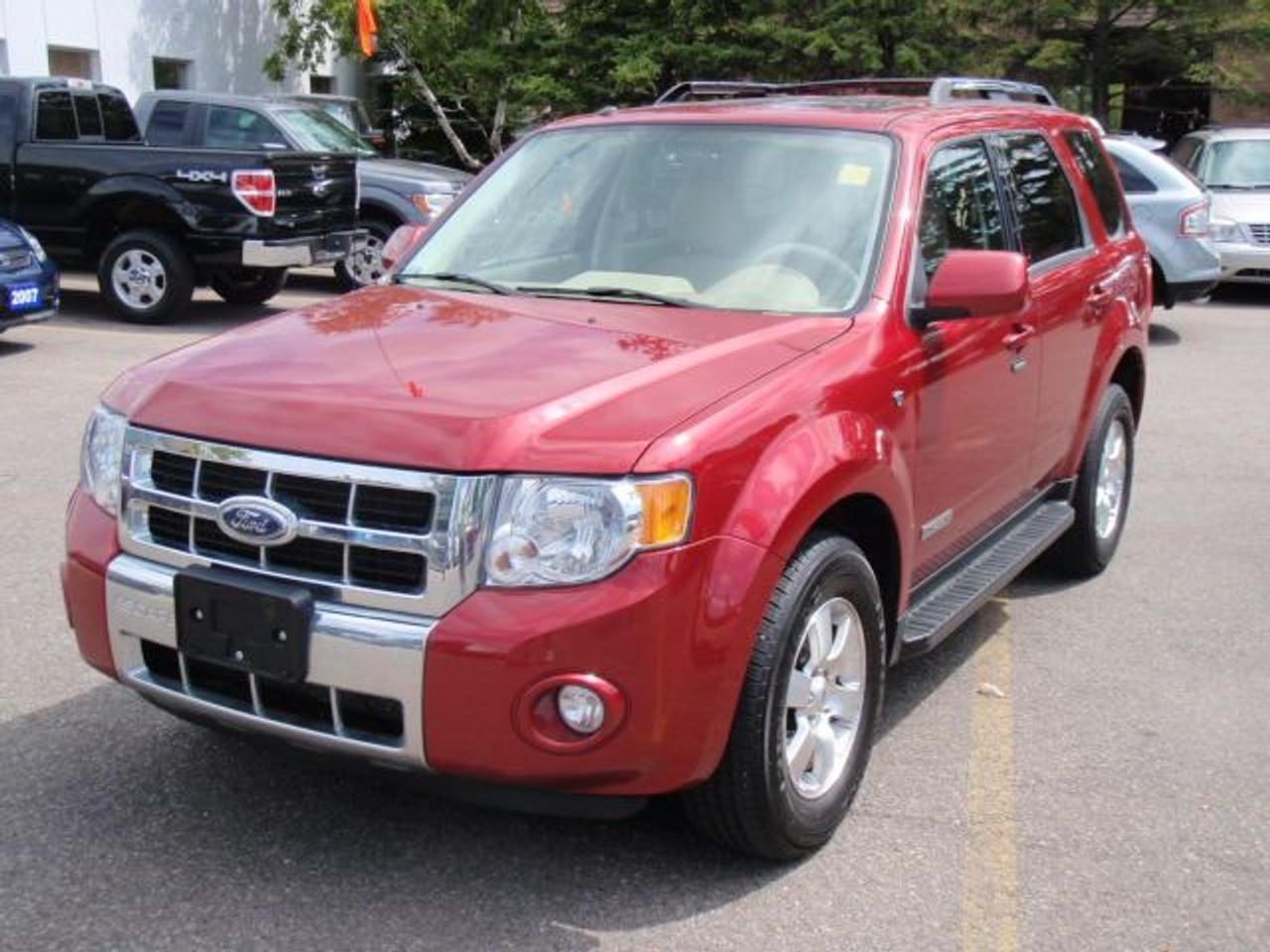V6, automatic, air conditioning, power group, leather, power roof, navigation and much more!  Visit www.erinwoodford.com to view ten pictures of this vehicle and hundreds more!  No hidden fees!  Sale price plus tax only!