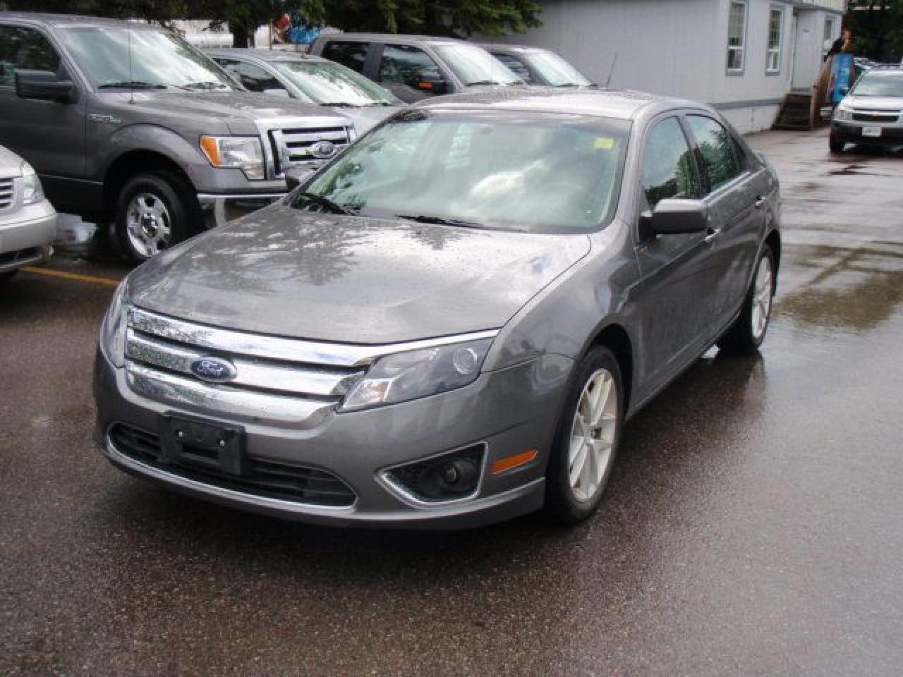 Used 2010 Ford Fusion I4 SEL for sale in Mississauga, ON