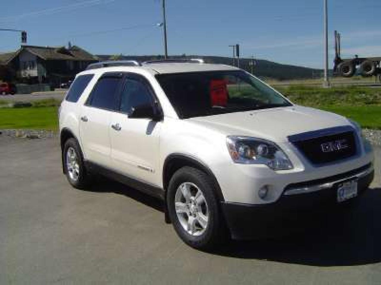Used 2008 GMC Acadia SLE for sale in 100 Mile House, BC