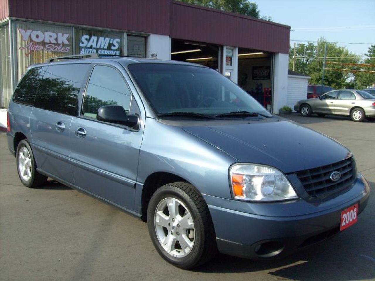 Used 2006 Ford Freestar SPORT for sale in Guelph, ON