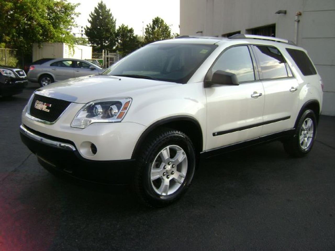 Used 2010 GMC Acadia SLE for sale in Burlington, ON