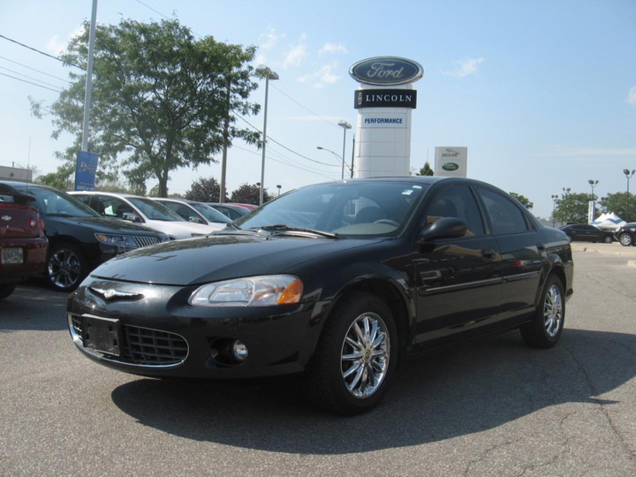 Used 2003 Chrysler Sebring LXi for sale in Windsor, ON