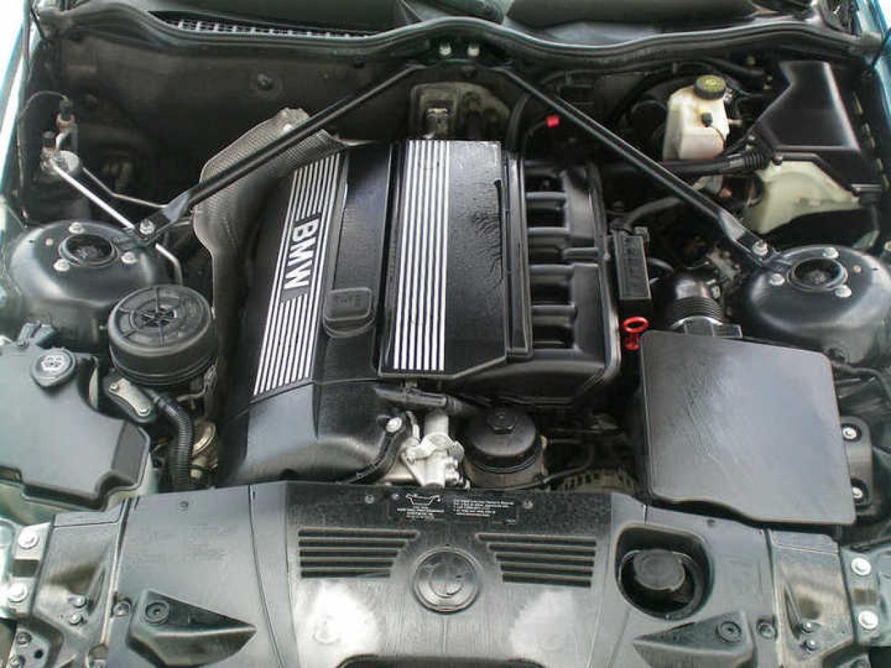 627658