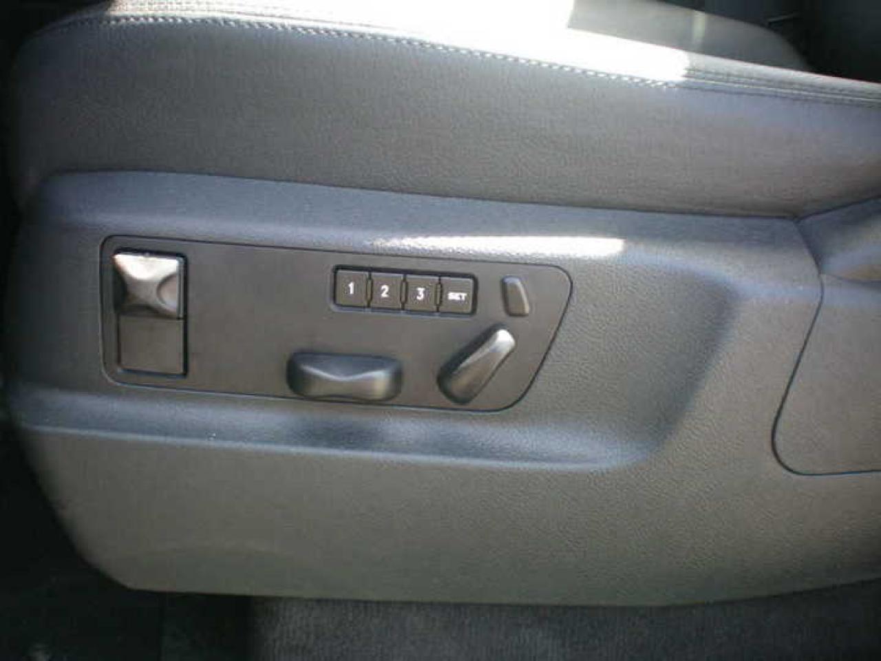 627677