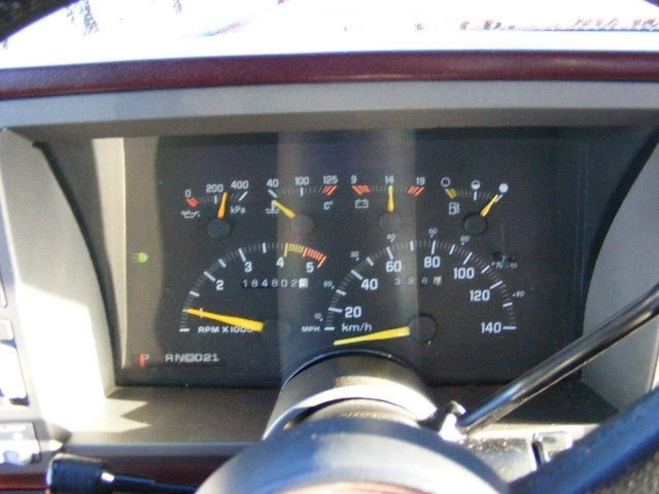 627702