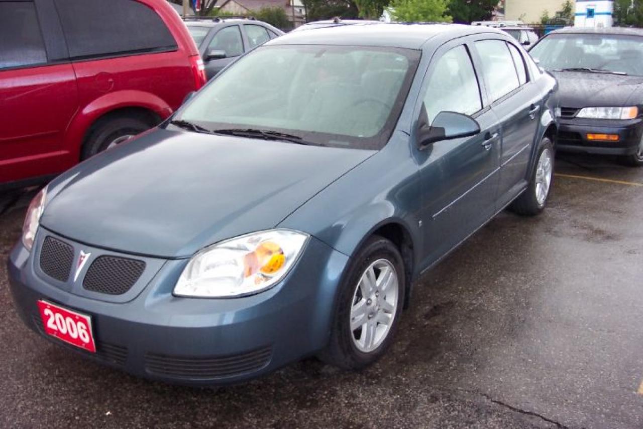Used 2006 Pontiac Pursuit SE for sale in Cambridge, ON