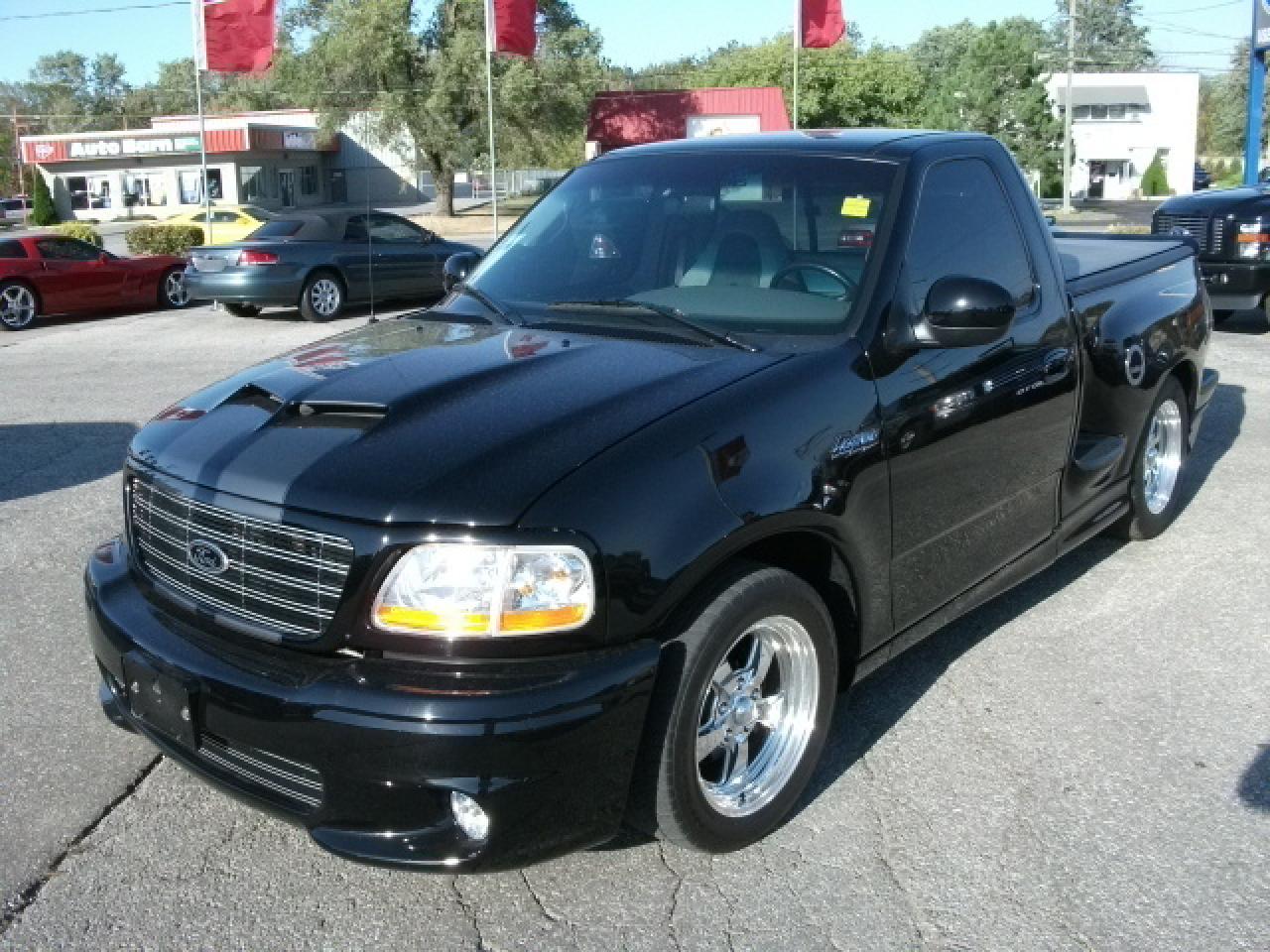 Used 2001 Ford F150  for sale in Essex, ON