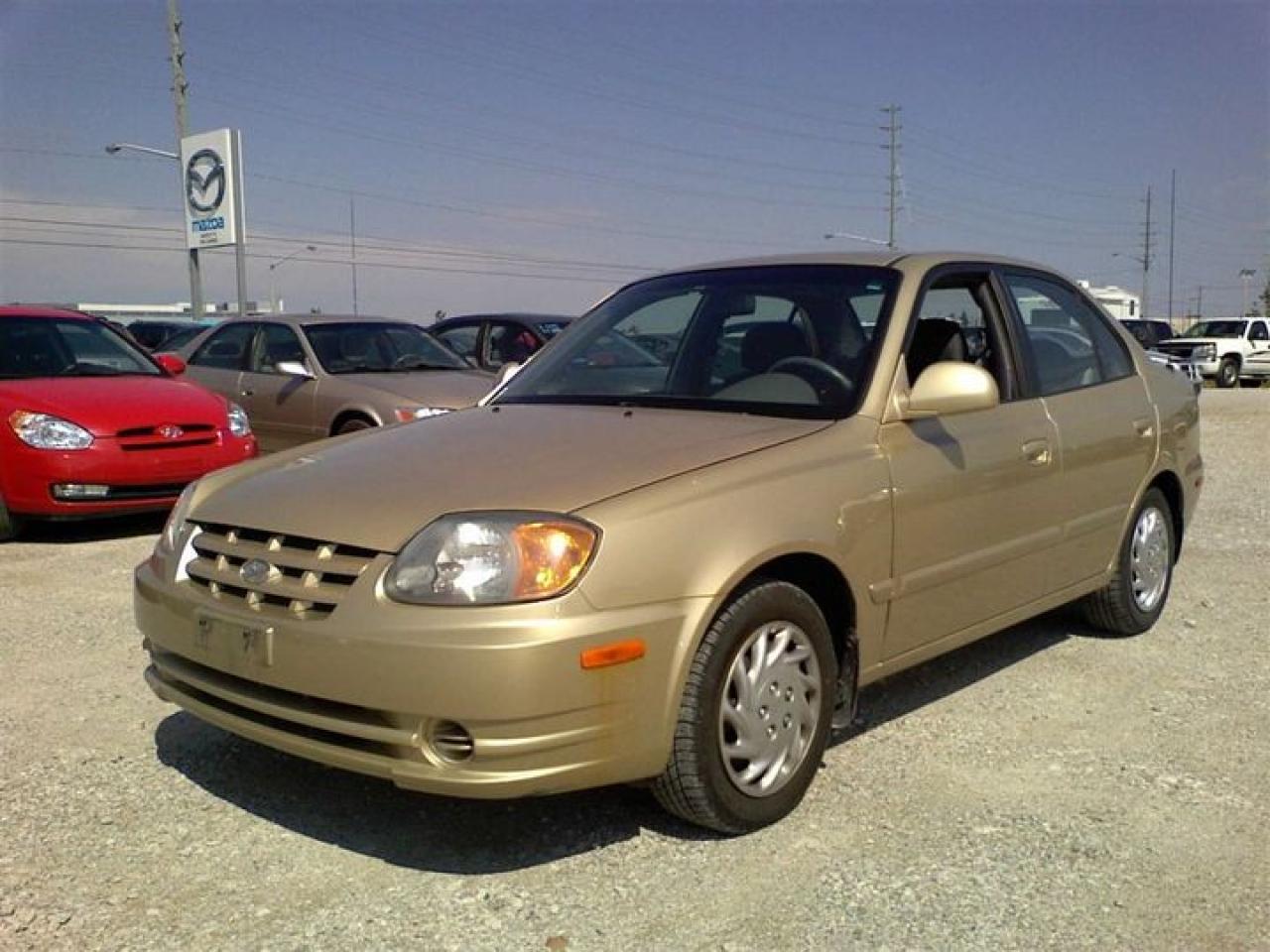 Used 2005 Hyundai Accent GLS Sedan for sale in Barrie, ON