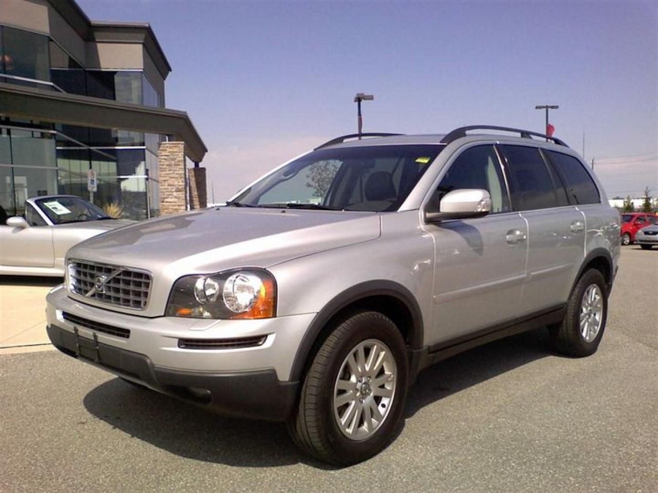 Used 2007 Volvo XC90 3.2 Sport Utility for sale in Barrie, ON