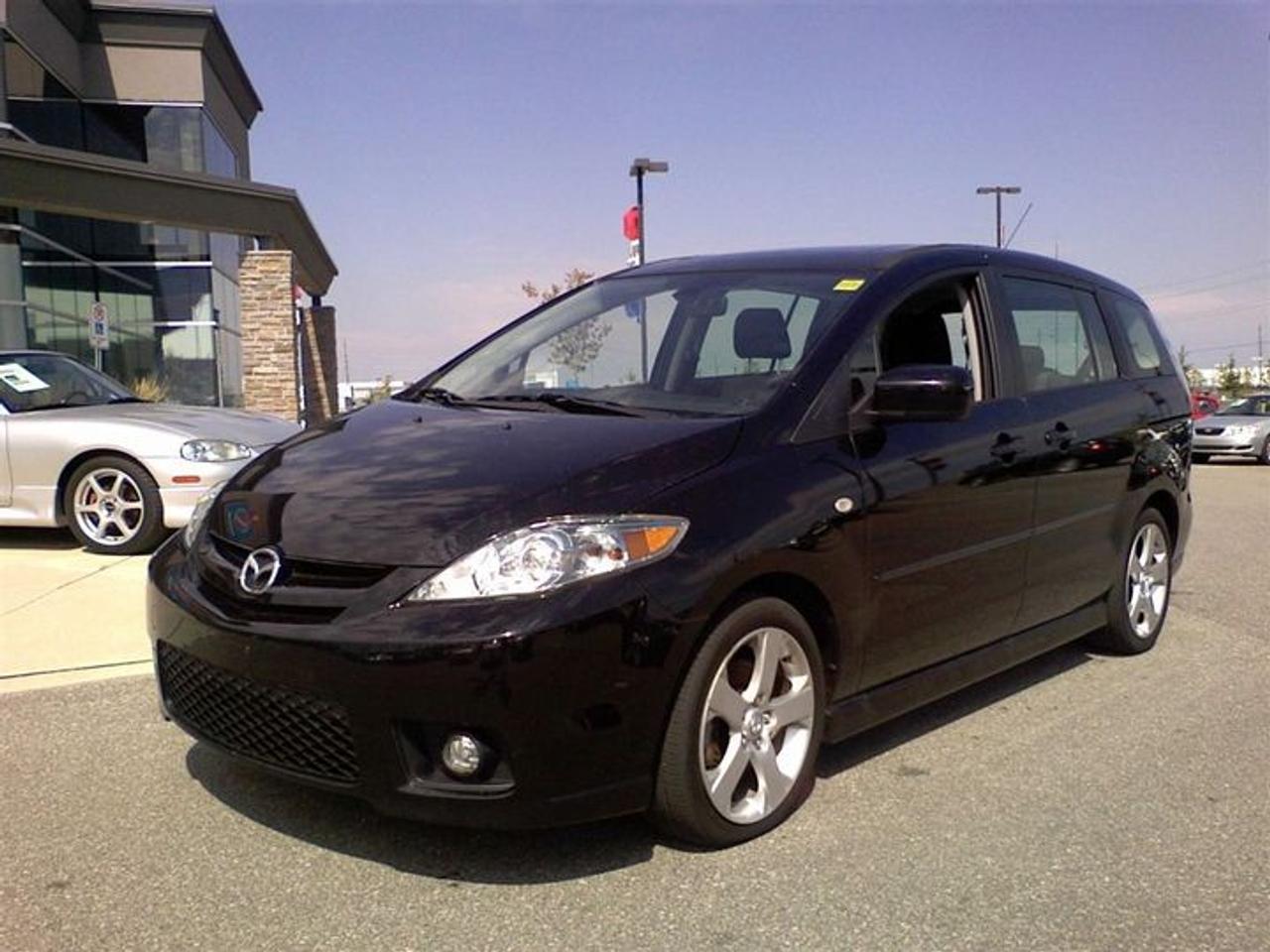 Used 2006 Mazda Mazda5 Touring Minivan for sale in Barrie, ON