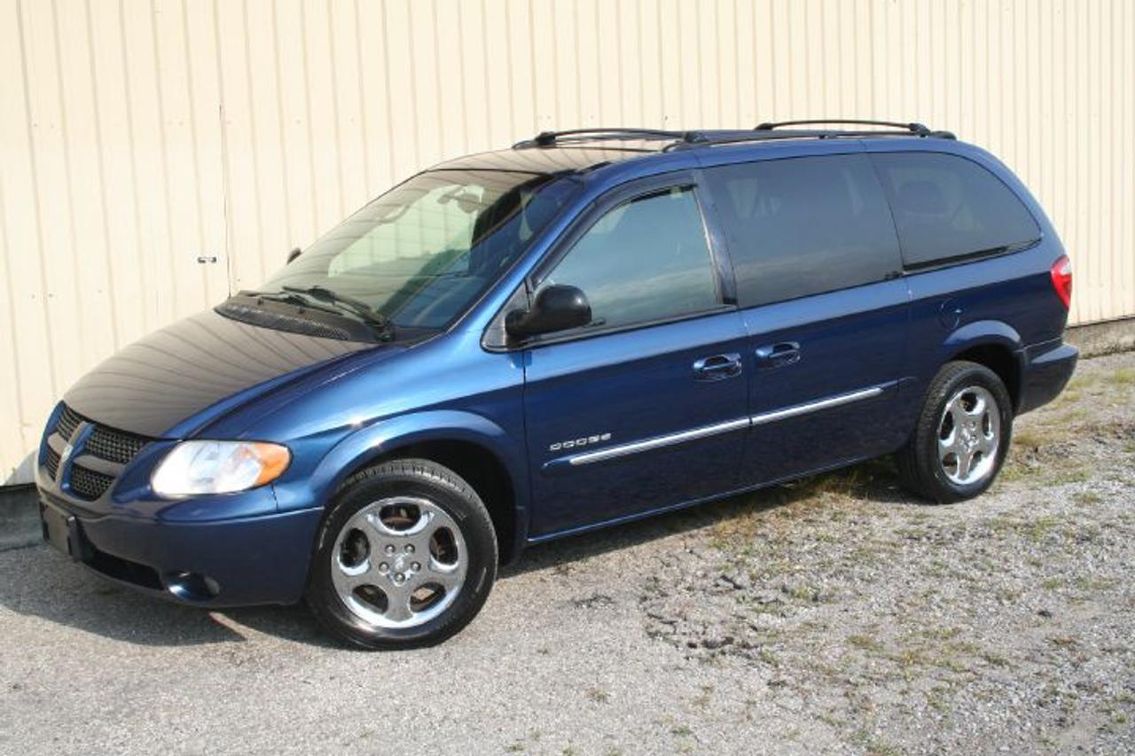 Used 2001 Dodge Grand Caravan  for sale in Ajax, ON