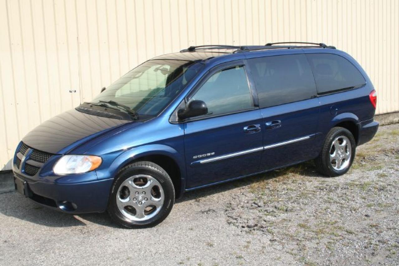 Used 2001 Dodge Grand Caravan  for sale in Ajax, ON