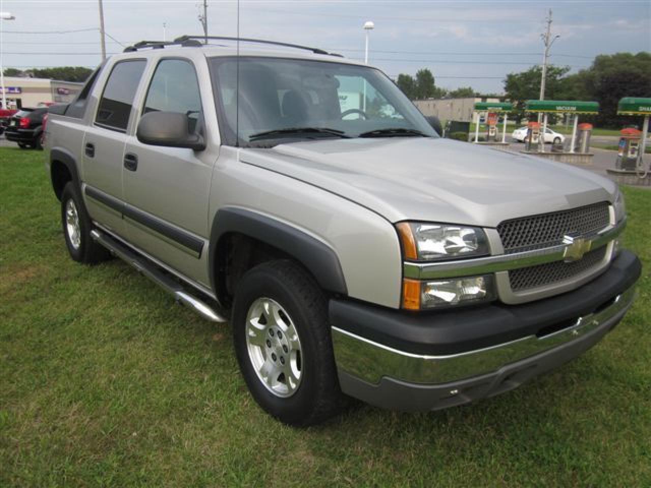 Used 2004 Chevrolet Avalanche Z66 for sale in Cobourg, ON