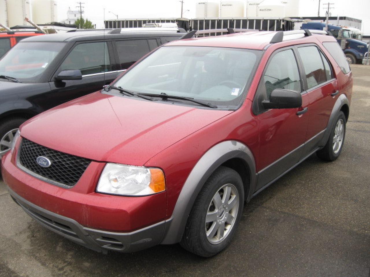 Used 2005 Ford Freestyle FRONT WHEEL DRIVE SE for sale in Innisfail, AB