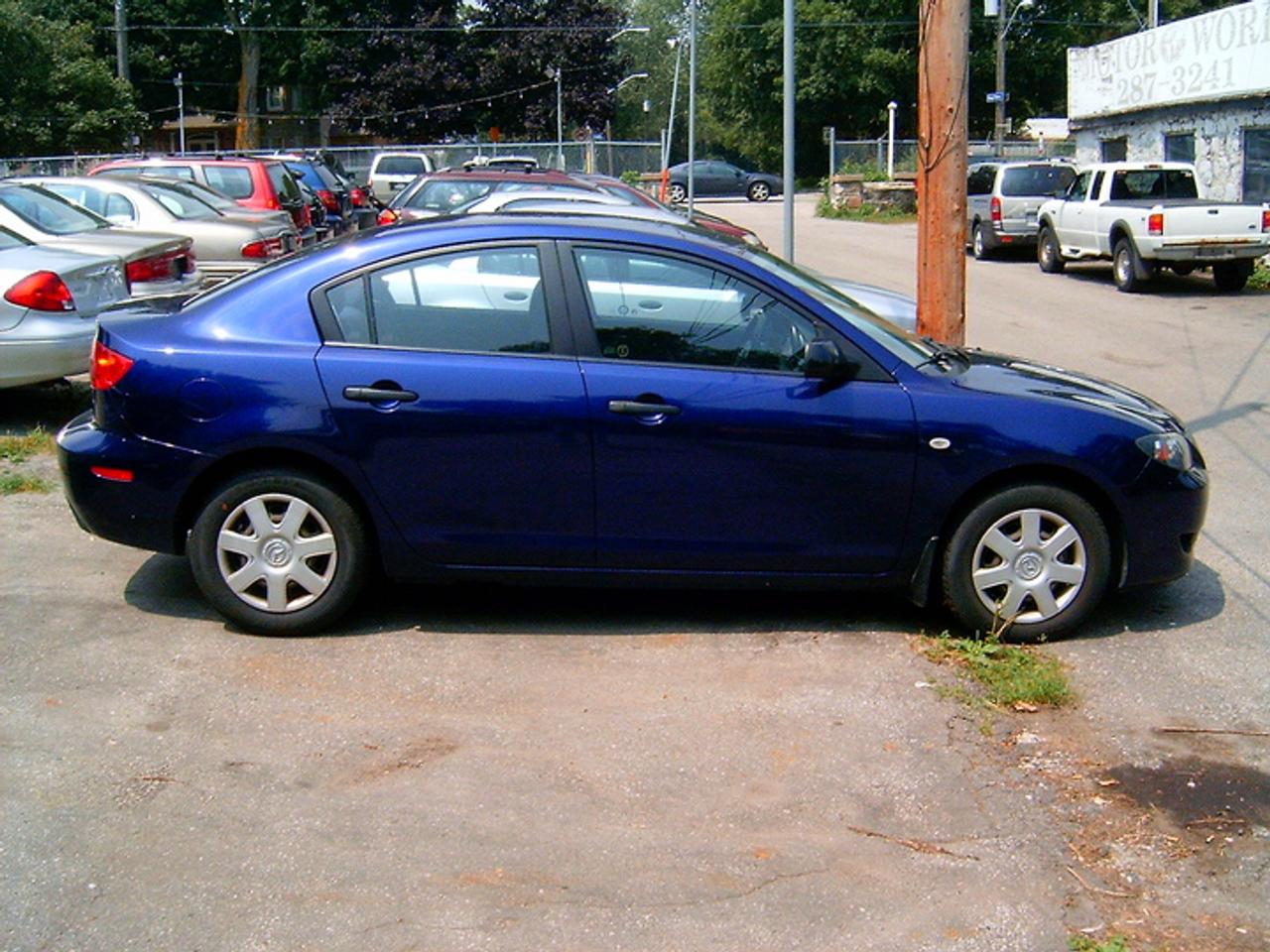 Used 2005 Mazda Mazda 3 i for sale in Scarborough, ON