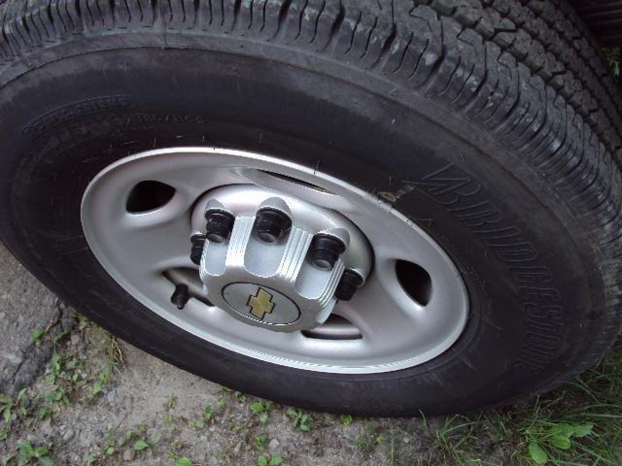 628212