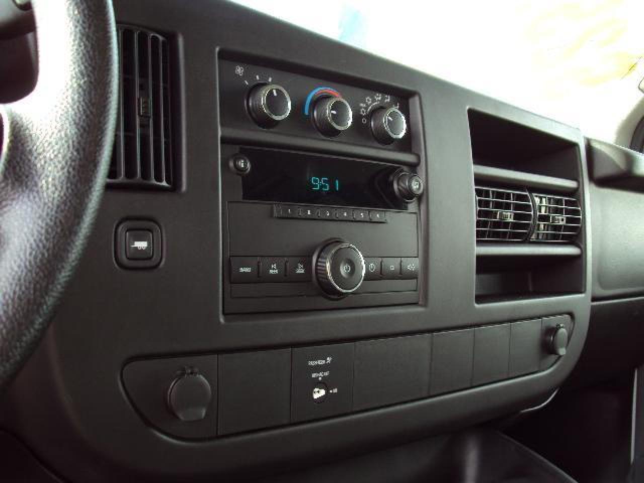 628212