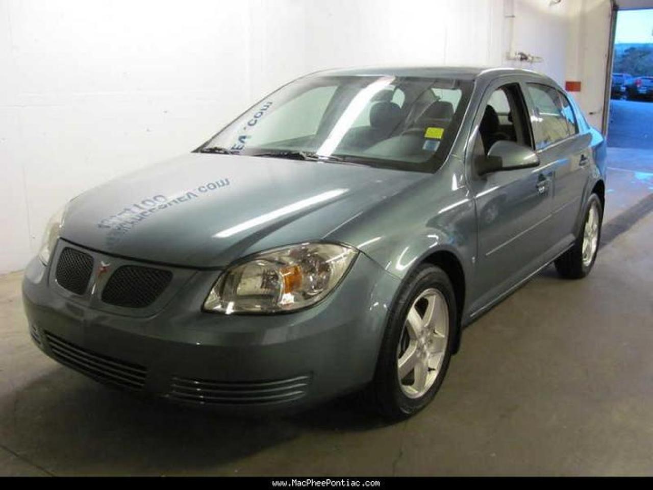 Used 2009 Pontiac G5 SE for sale in Dartmouth, NS