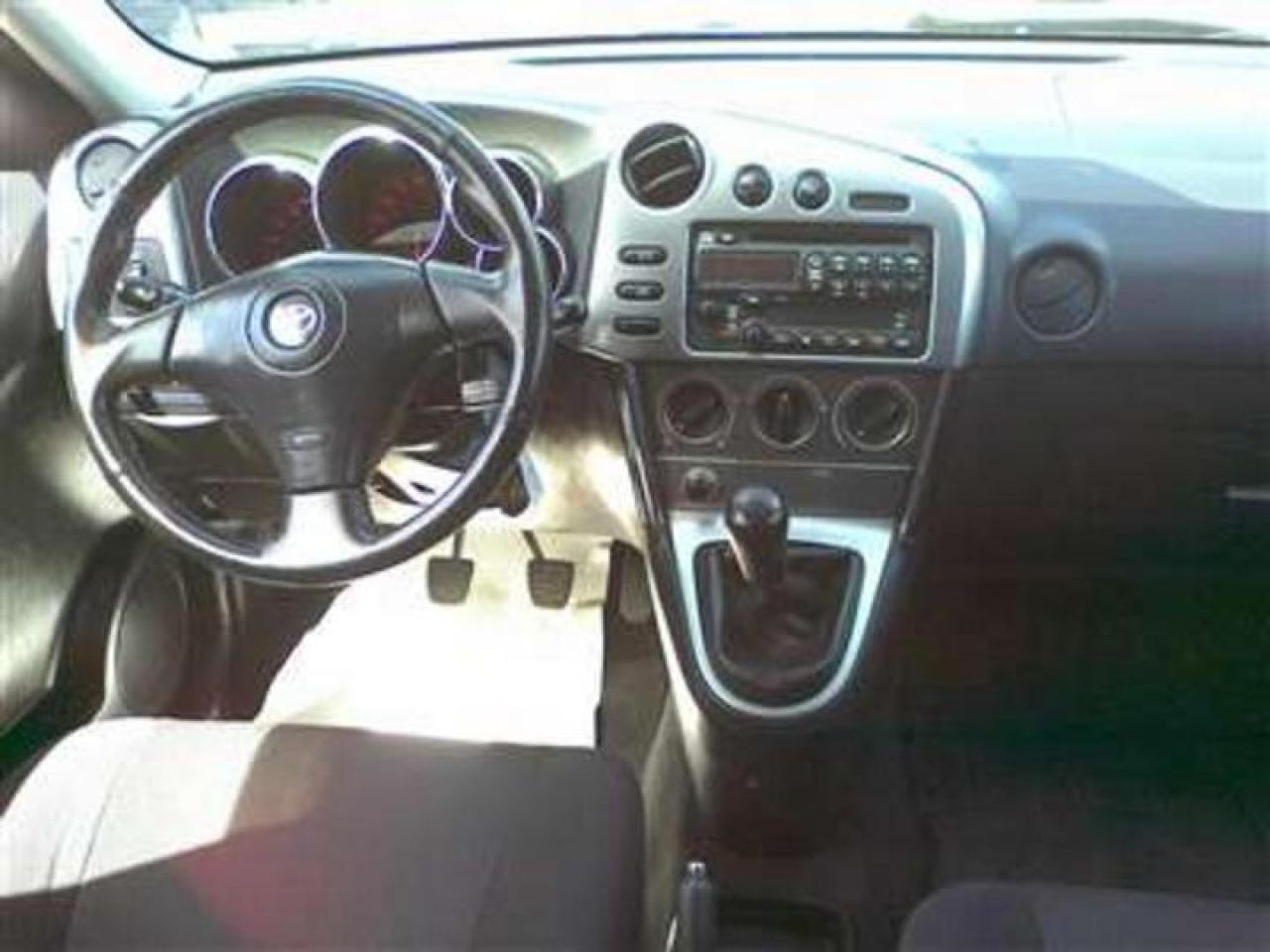 628256