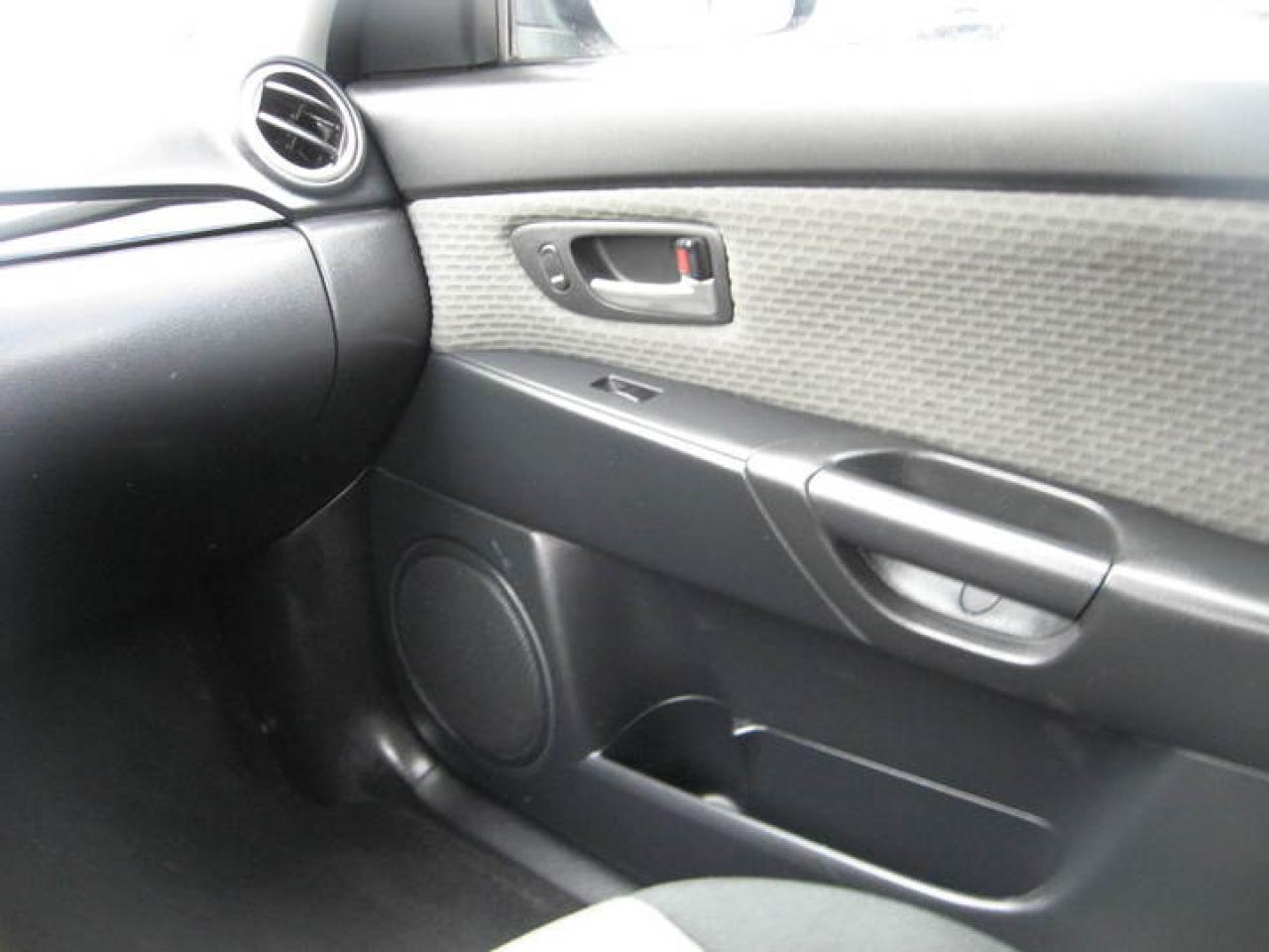 2006 Mazda Mazda3  Photo39