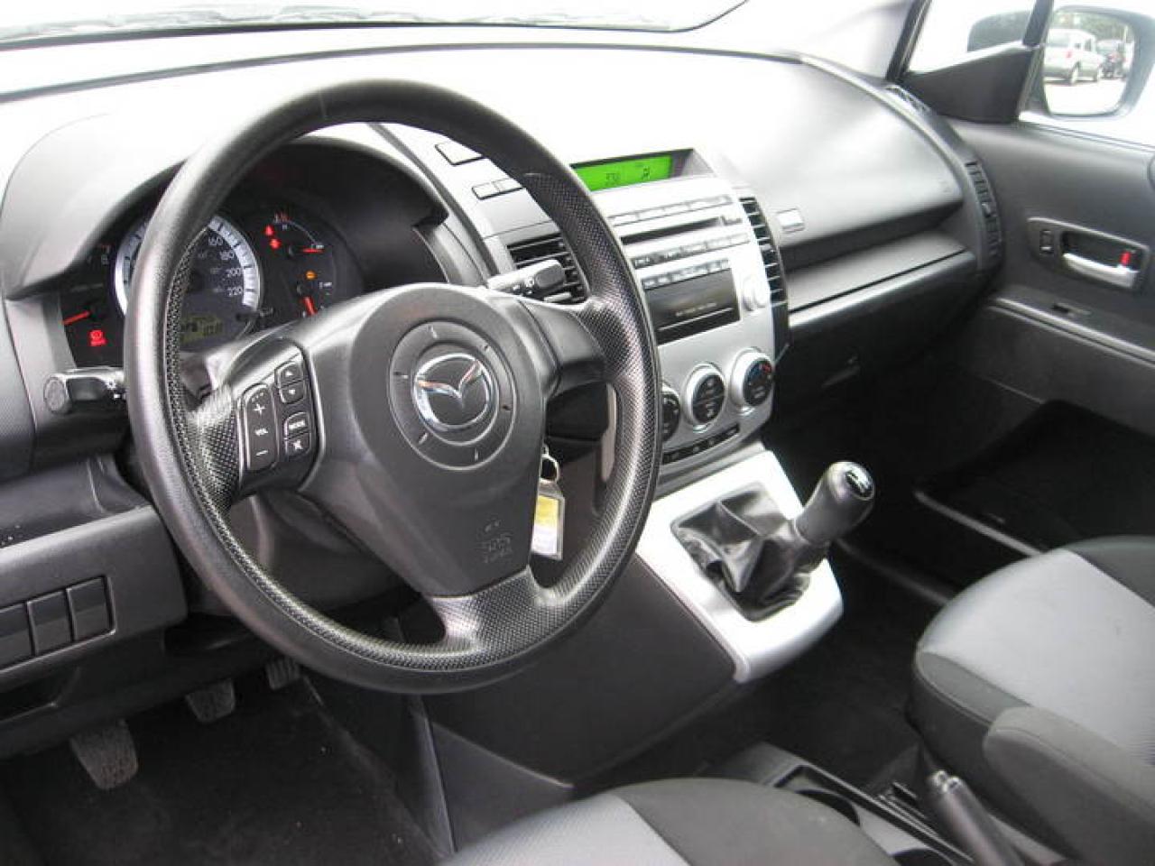 2007 Mazda Mazda5  Photo32